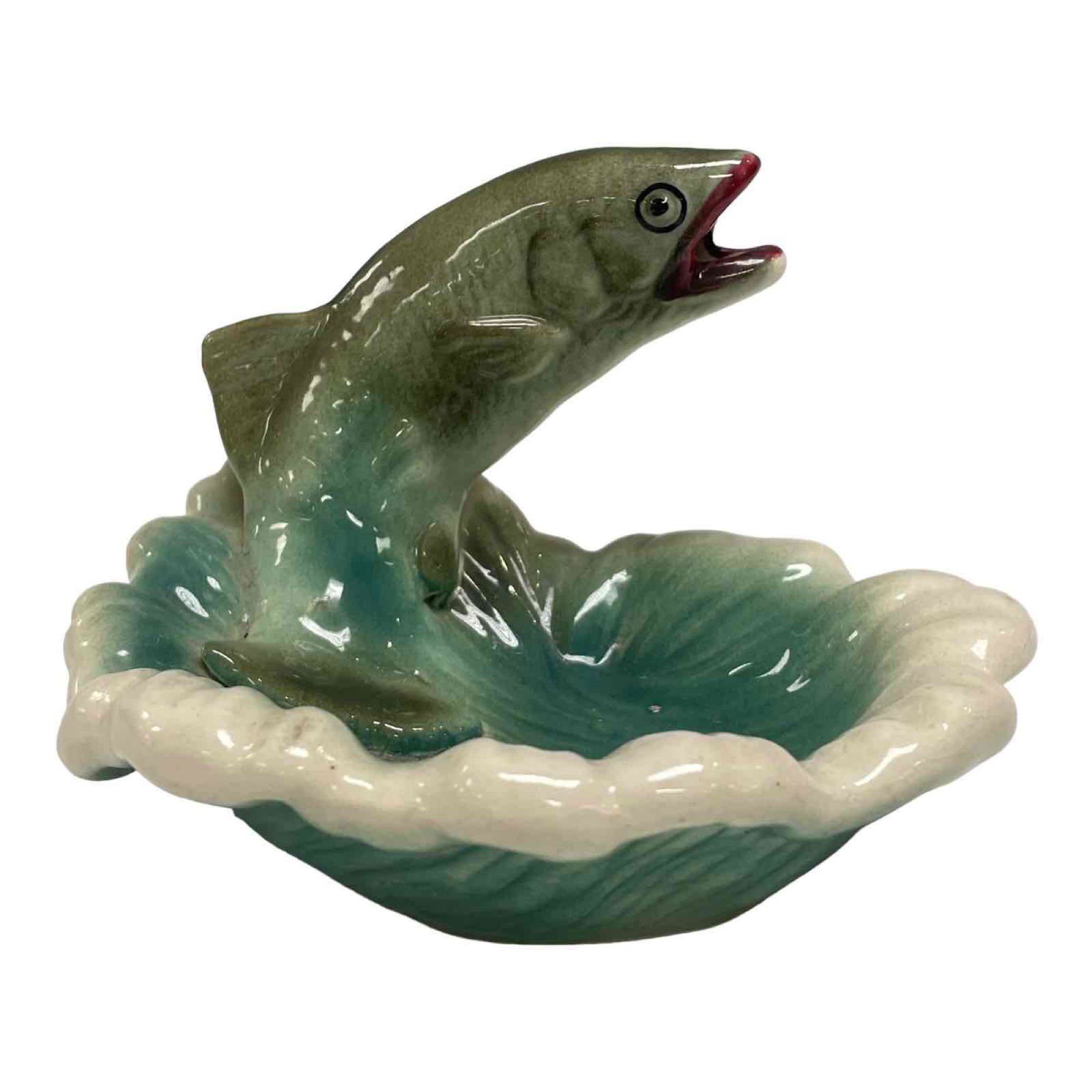 Early 20th Century American Pottery Fish Desk Tray / Dish (1 of 11)