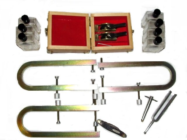 Violin Tools, Finger Plane, Brass Clamps Etc.: From retired old Violin instrument dealer selling absolute)