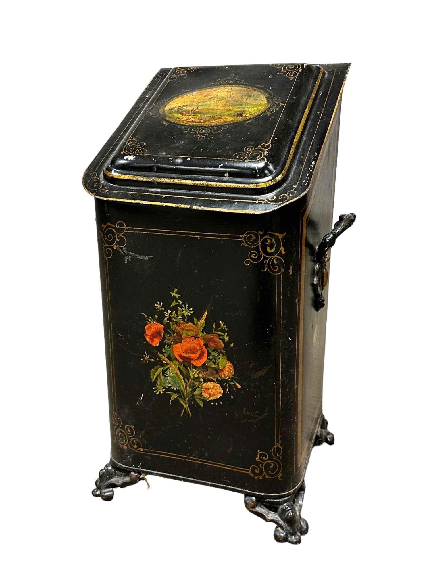 An American Tole Peinted Coal Hod / Scuttle (1 of 15)