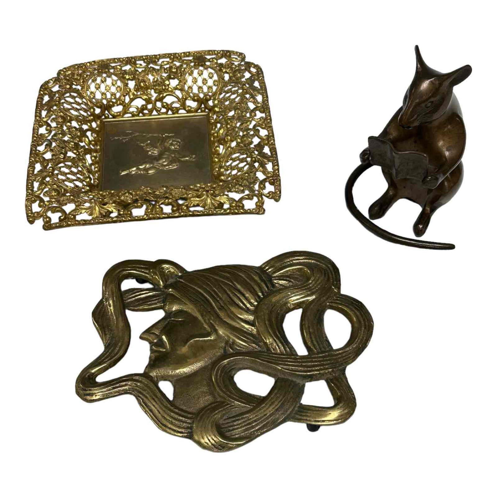 Pairpoint Renaissance Dish, Bronze Mouse and Art Nouveau Trivet (1 of 12)