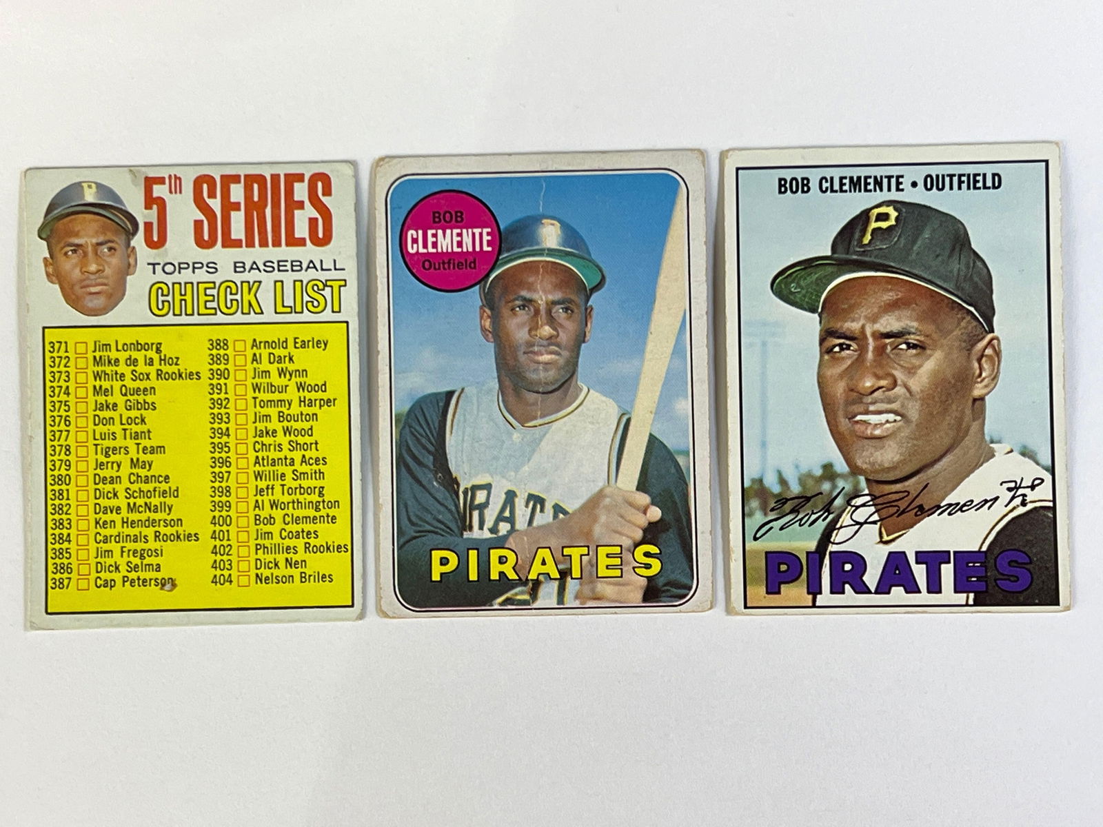 (3) Roberto Clemente Topps Cards Pittsburgh Pirates (1 of 7)