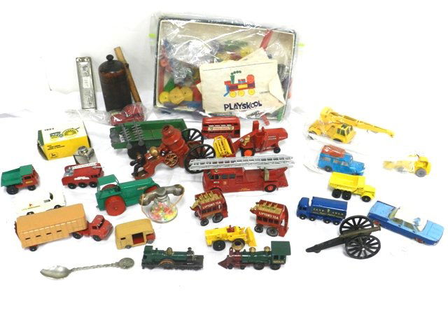 Matchbox & Lesney Collection: To include Aveling barford road roller, Maryweather fire engine king-size #15, American Loco, Routemaster, Foamite airport crash tender, Jennings cattle truck, Taylor jumbo crane, 2 Lipton Tea trailer