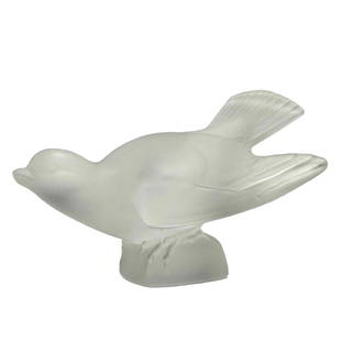 20th Century French Lalique Frosted Crystal Bird Figurine: 20th century, France signed Lalique frosted crystal bird figurine paperweight. Measuring approx 5" long x 3.5" tall. Good used condition as shown, see photos.