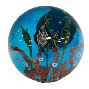 Stunning Hand Blown Steven Lundberg Aquatic Glass Art Paperweight: Very well done hand blown aquatic with Angle fish sea floral and controlled bubbles that just breath life right into this piece. Excellent colors and details the pictures don't even do it justice. Ori