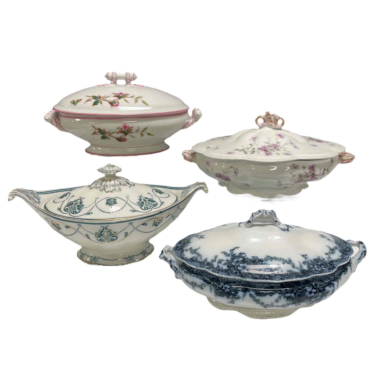 Havilland, Staffordshire Limoges Lidded Tureens: Collection of 4 great lidded gravy boats or tureens. Medway, Limoges Staffordshire. Floral and rope designs, elegant style with class gold gilt and emblem style markings, blue and white transfer ware.