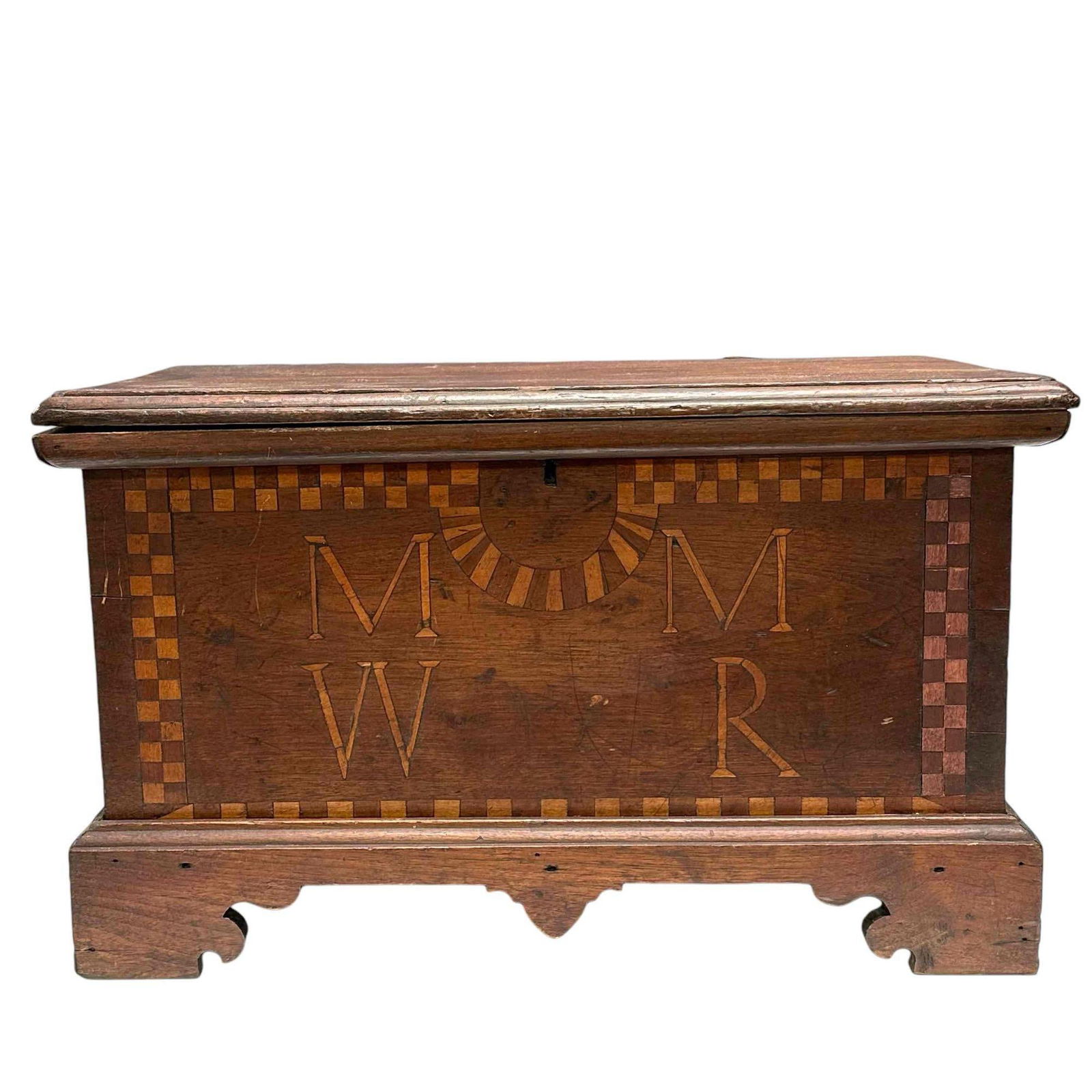 Early Americana Chippendale Diminutive Chest / Trunk (1 of 20)