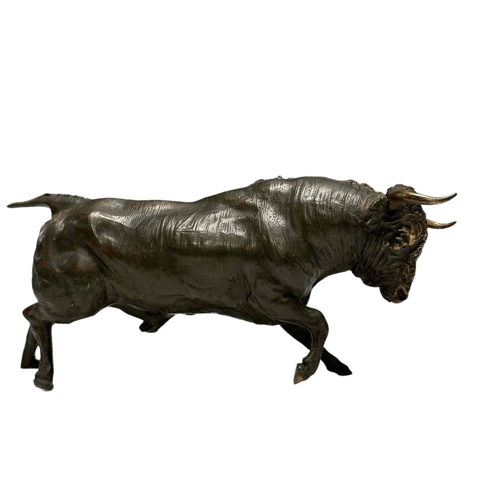 Fine Charging Bull Bronze Sculpture (1 of 16)