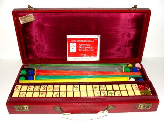 Mah-Jongg Bakelite Set In Original Case Ca. 1990's: Condition very good, all pieces in tack.