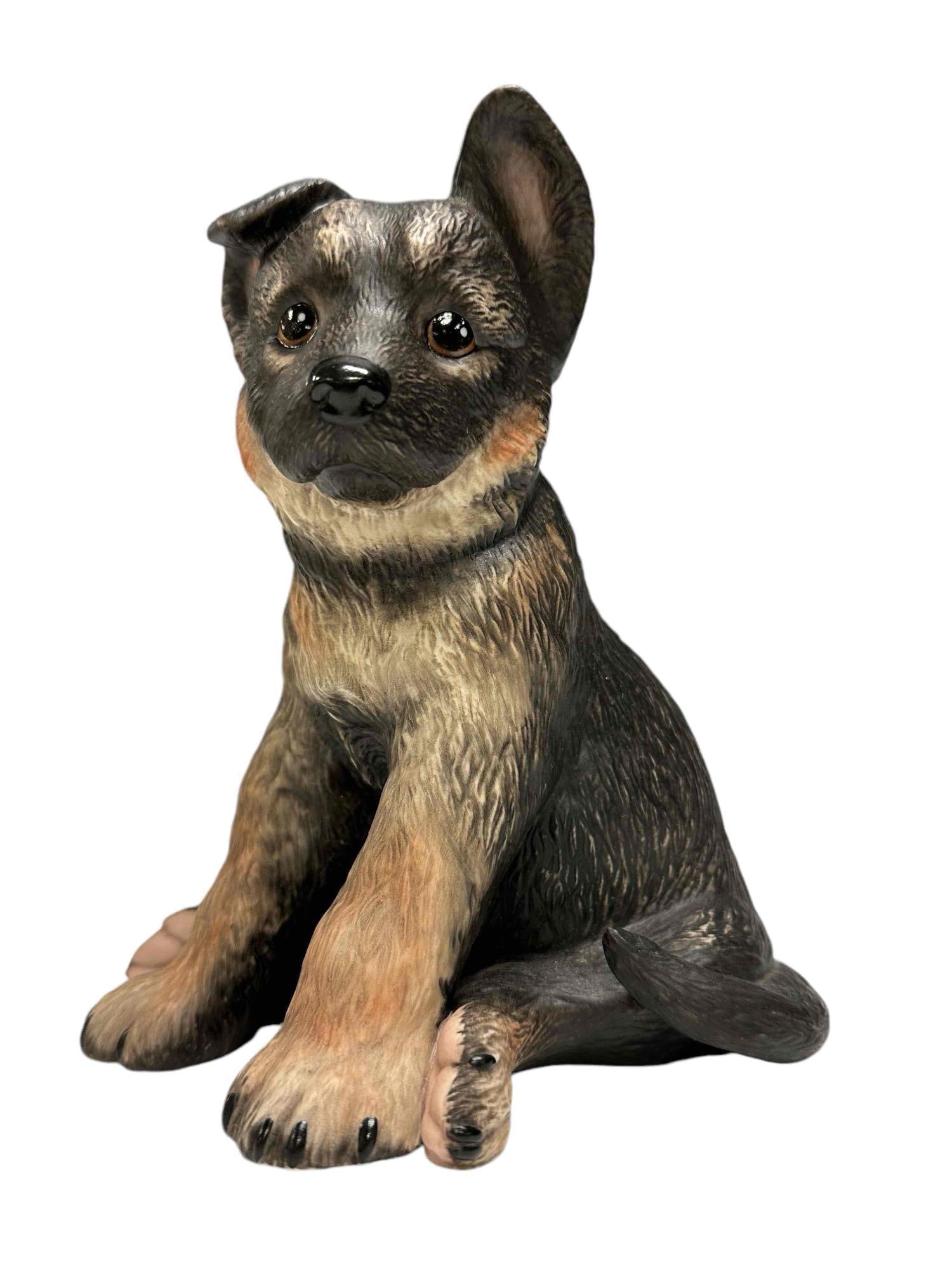 Lenox Porcelain Seated German Shepherd Puppy (1 of 10)