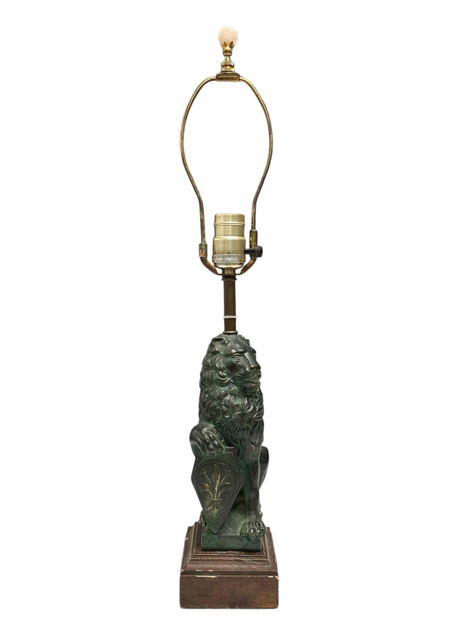 A Fine 20th c. Seated Lion Bronze Lamp (1 of 15)
