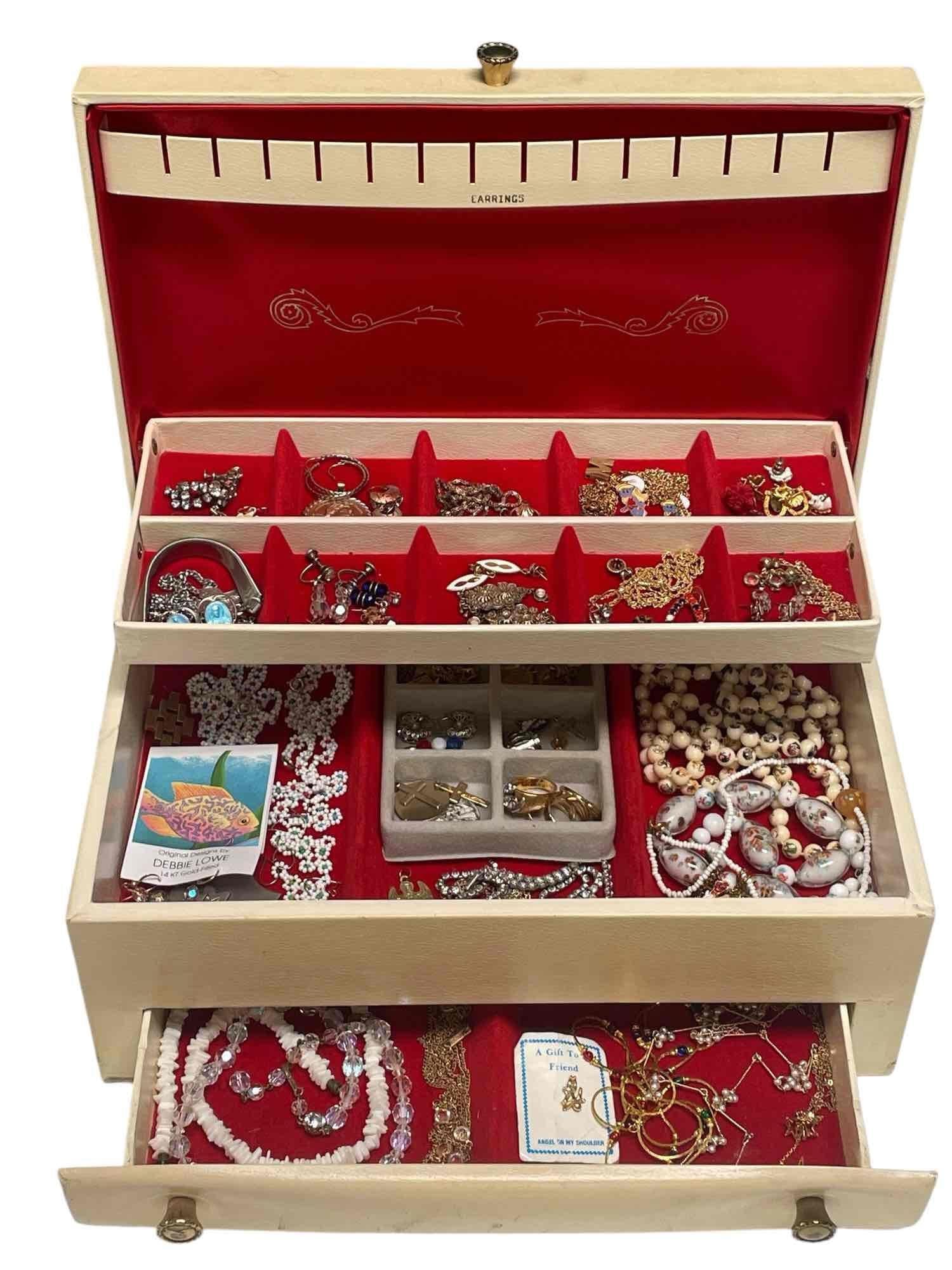 Vintage Jewelry Box Full of Costume Jewelry (1 of 16)