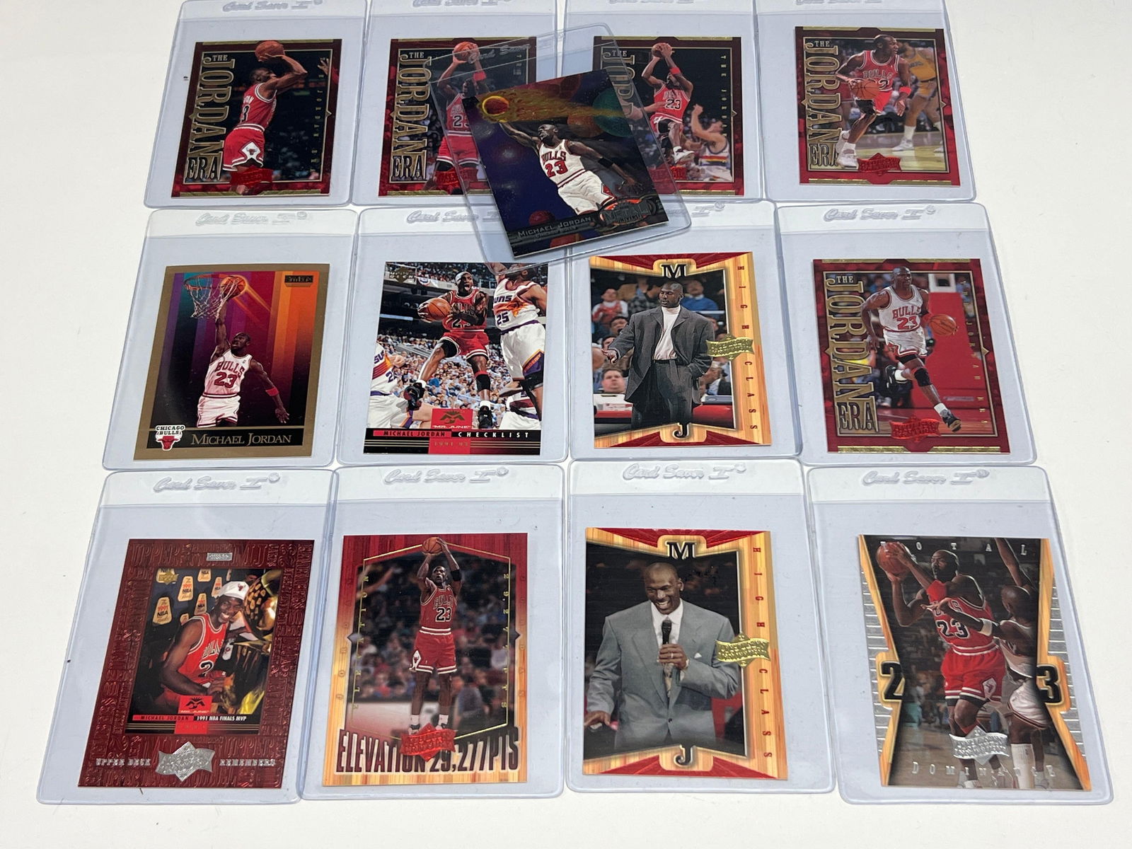 1997-98 Metal Universe #23 Michael Jordan + More Chicago Bulls (1 of 9)