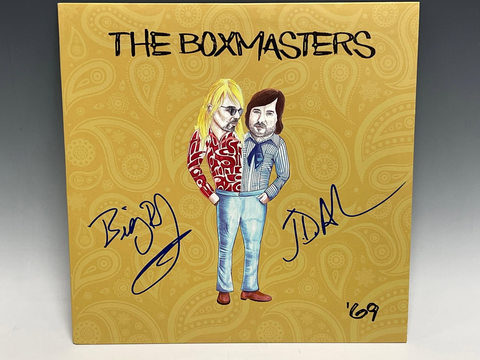The Boxmasters Signed Album Cover Billy Bob Thornton and J.D. Andrew: 2023 Album titled '69 is signed on the cover by Pop Culture celeb, actor and musician Billy Bob Thornton as well Grammy award winner J.D. Andrew. Both signed in blue marker. JSA certified.