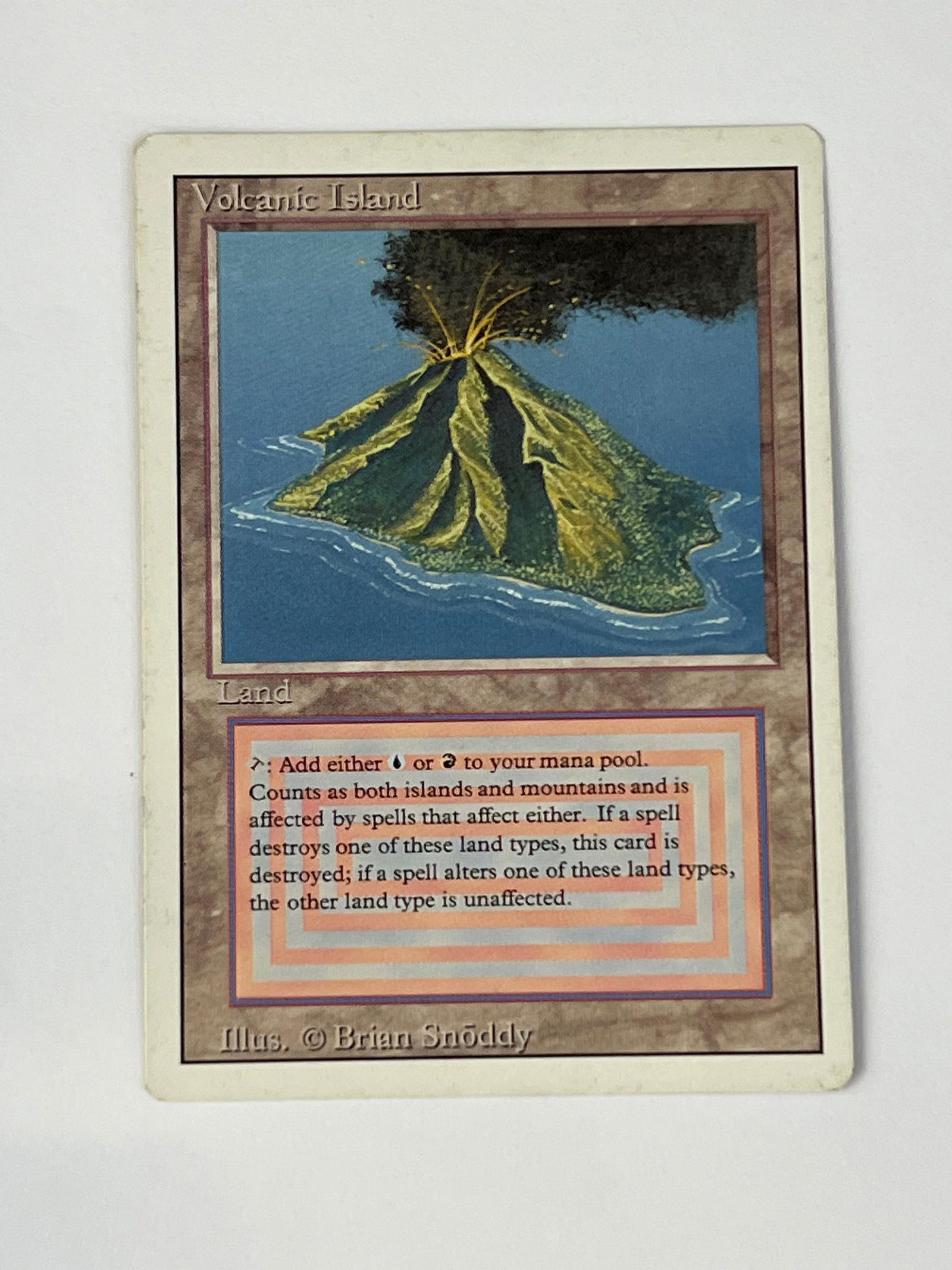 1994 Magic: The Gathering Revised Edition Volcanic Island RARE (1 of 6)