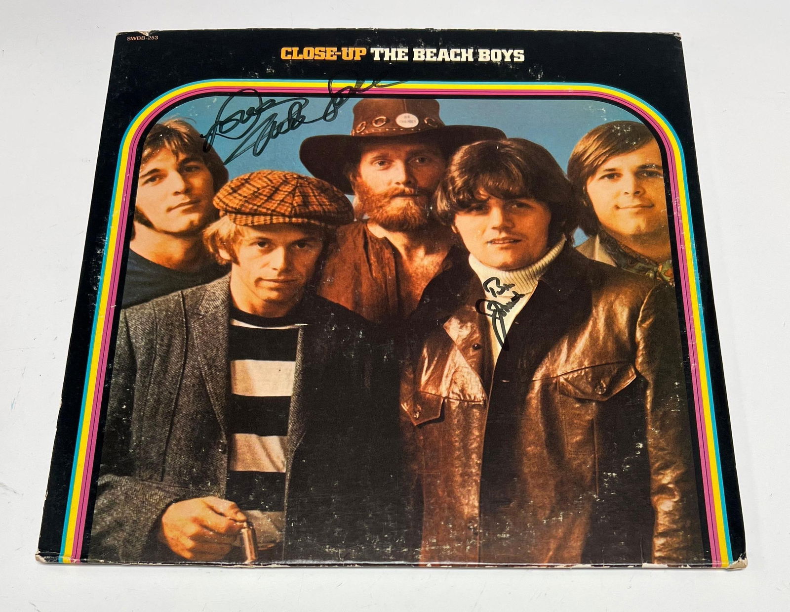 The Beach Boys Close-Up Signed Album Cover Mike Love. Bruce Johnson (1 of 9)