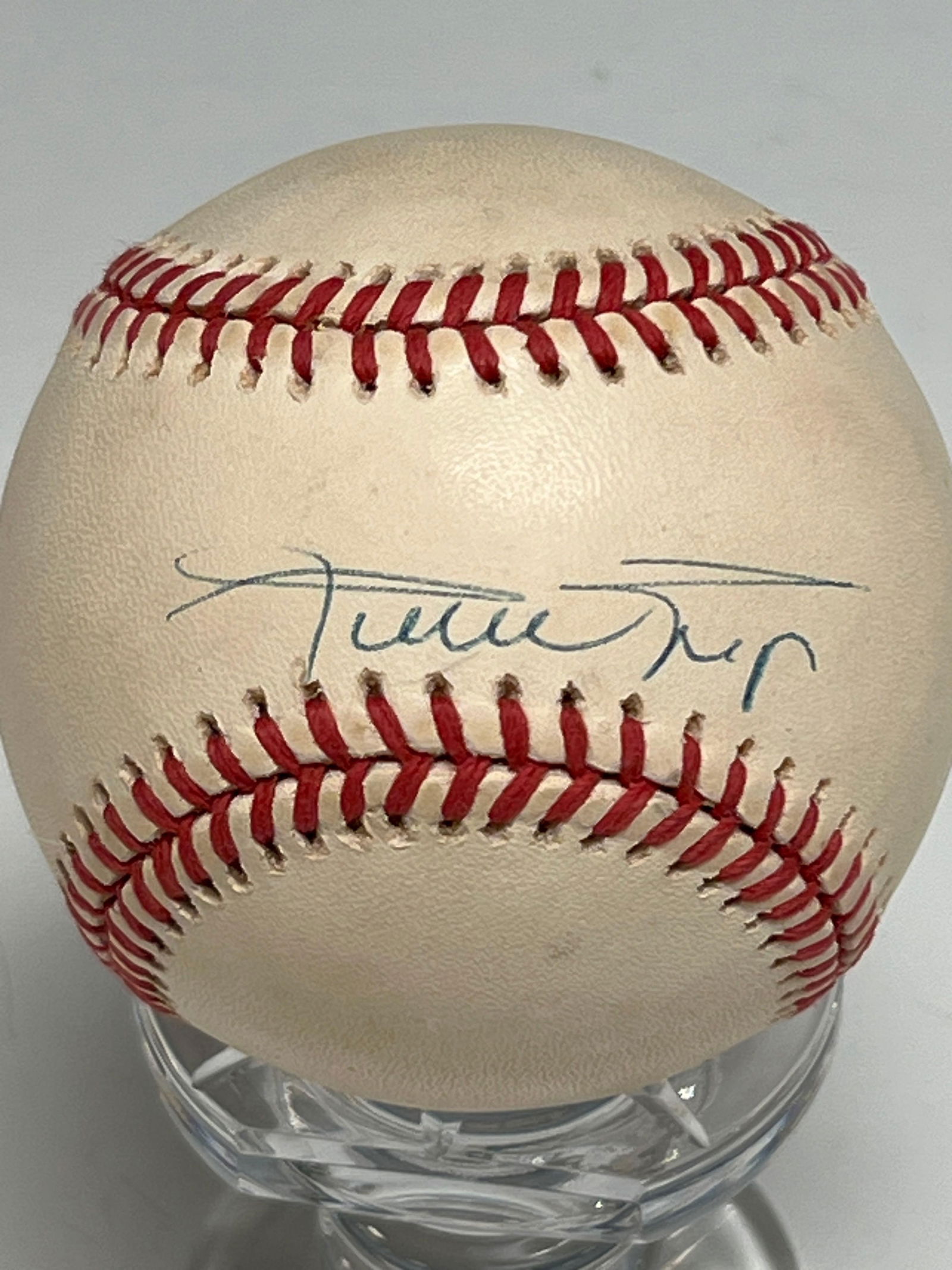Willie Mays Autographed Baseball JSA LOA (1 of 7)