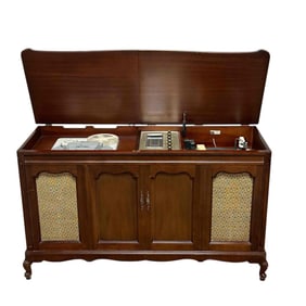 THE FISHER Mid Century Modern Console Cabinet Radio