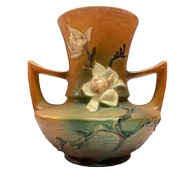 Roseville Pottery Magnolia Brown Two Handled Vase