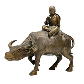 Chinese Bronze Bull Censor - Sculpture