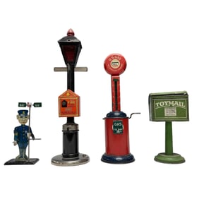 (4) - MARX Stop and Go, HULLICO Mail and Gas, Street Post
