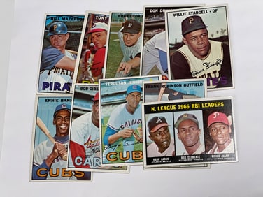 1967 Topps Baseball HOF Card Lot