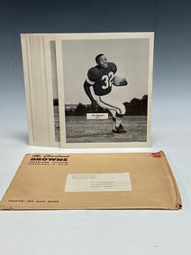1961 Cleveland Browns Photo Pack with Envelope (17) Players including Jim Brown