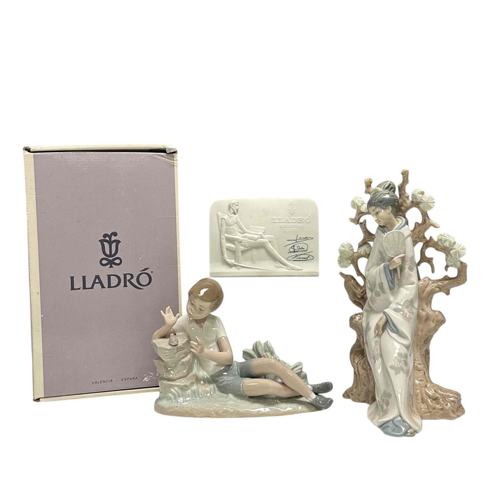 Four (4) Lladro Porcelain Sculptures (1 of 18)