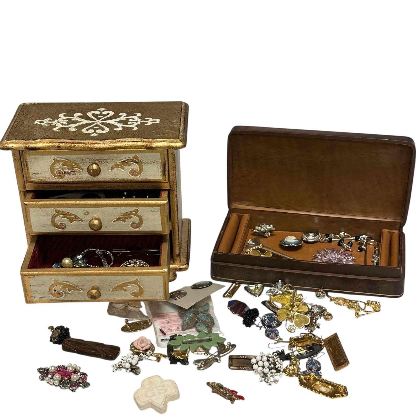 Costume Jewelry and Dresser Boxes (1 of 16)