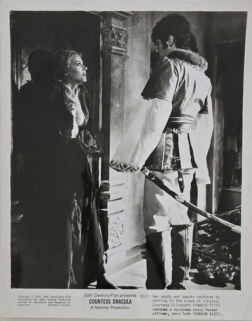 Countess Dracula - Movie Stills: Quantity: 10 Year: 1972 Condition: B+ Country: U.S.A Studio: 20th Century Size: 8x10 Genre: Horror Stars: Indrid Pitt, Lesley-Anne Down, Nigel Green