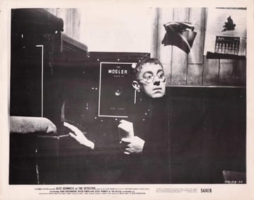 The Detective - Stills
