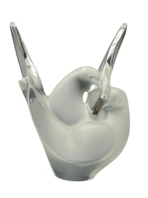 LALIQUE Sylvie Doves Vase