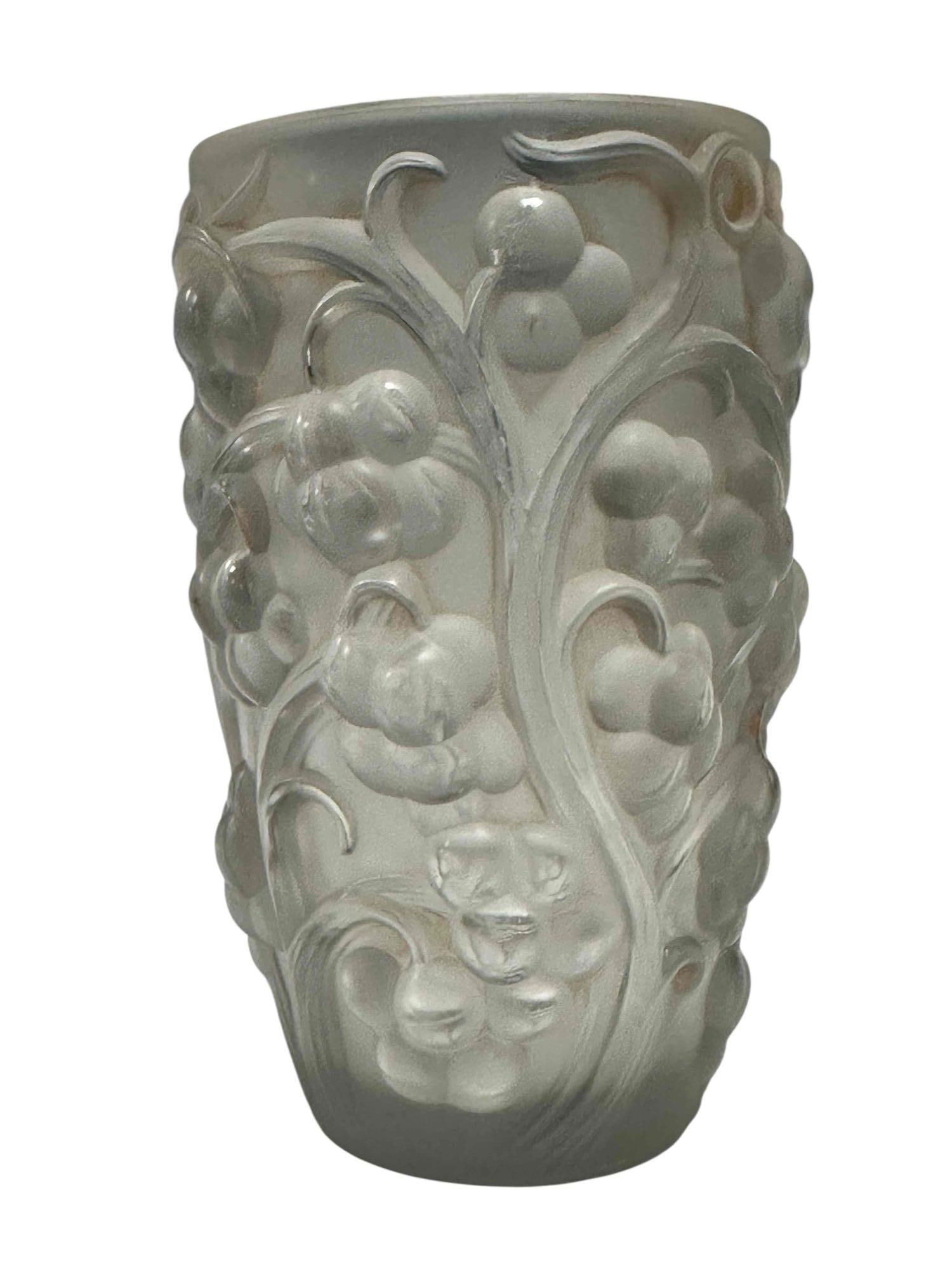Rene Lalique "Raisins" Glass Vase: "Raisins" vase by Rene Lalique (French 1860-1945). Frosted glass featuring a grape cluster design which wraps around the whole vase. In overall very good condition just showing a few flea bites on the