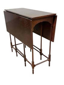 Baker Historic Charleston Mahogany Gateleg Table