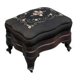 19th Century American Victorian Hassock