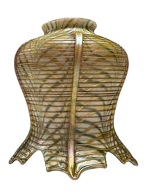 QUEZAL Art Glass Threaded Iridescent Lamp Shade