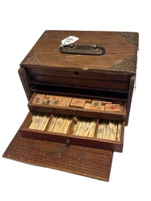 Vintage Bakelite Mahjong w/Case