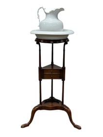 Early 20th C. English Queen Anne Style Washbowl on Stand
