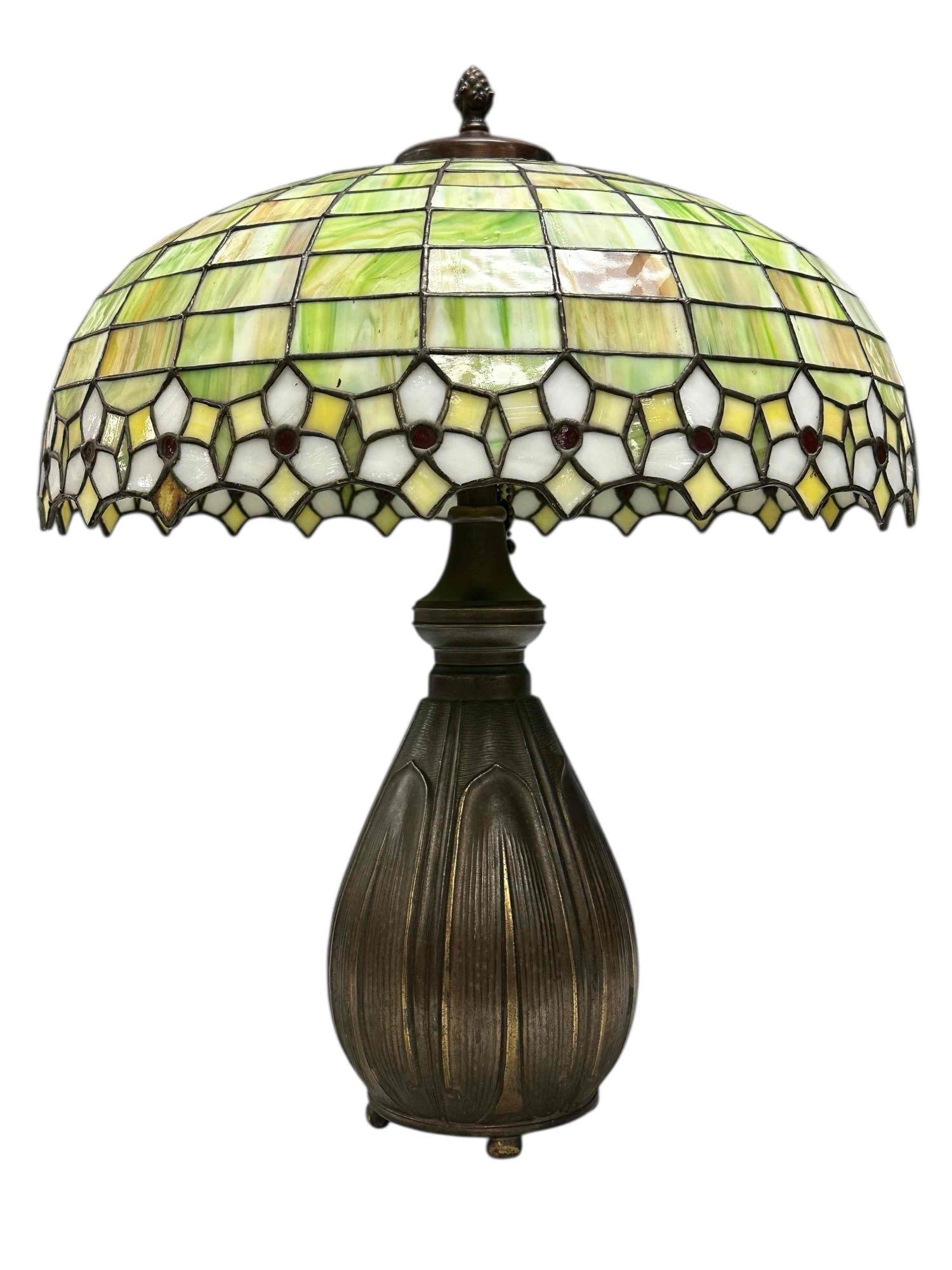 Bradley Hubbard "Lotus" Telescopic Base with Geometric Shade (1 of 20)