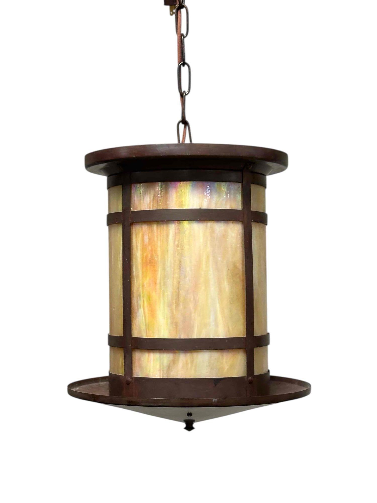 Mission Arts and Crafts Arroyo Craftsman Hanging Pendant Light: Arroyo Craftsman copper and slag glass Mission style large hanging pendant barrel lantern light. Measuring approx. 16" tall with 23" of chain. In good condition, see photos.