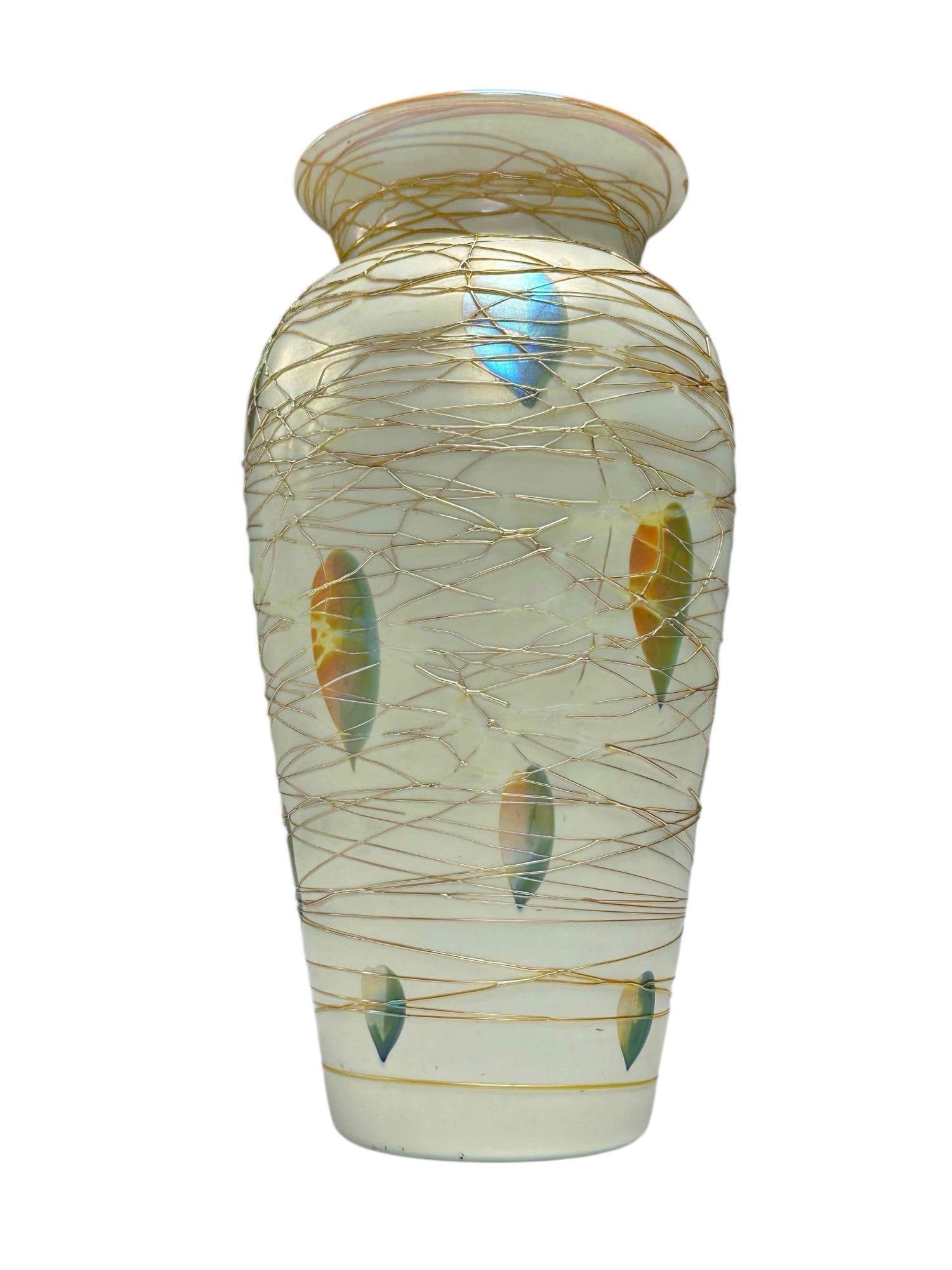 DURAND Heart and Vine Threaded Art Glass Vase (1 of 16)