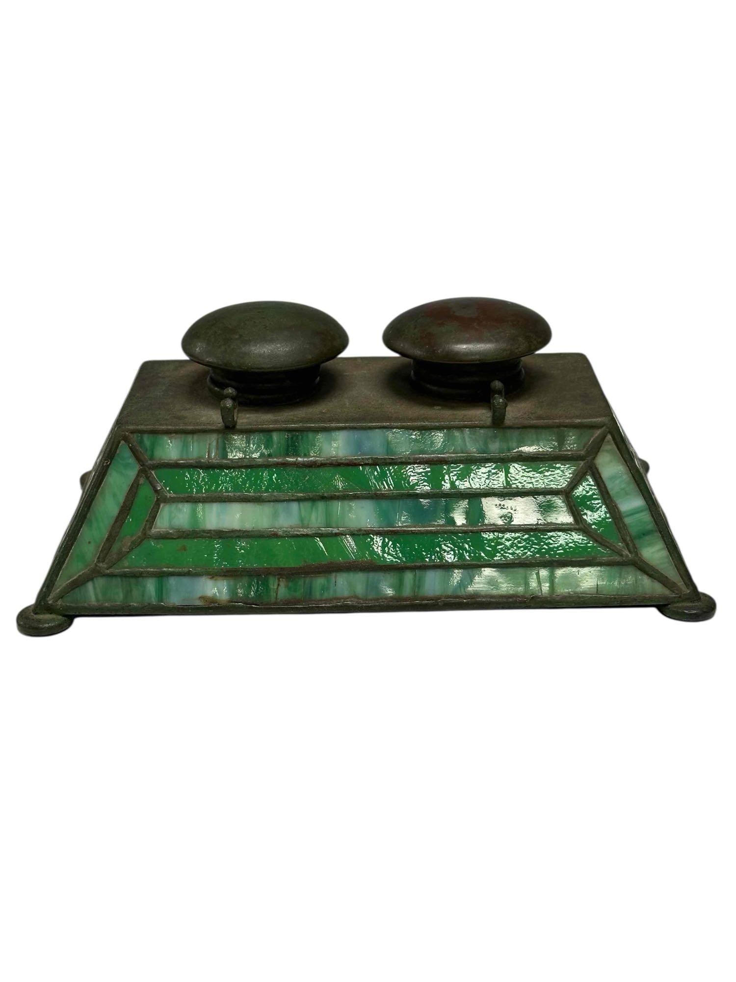 Apollo Studios Double Slag Glass Inkwell with Glass Inserts (1 of 20)