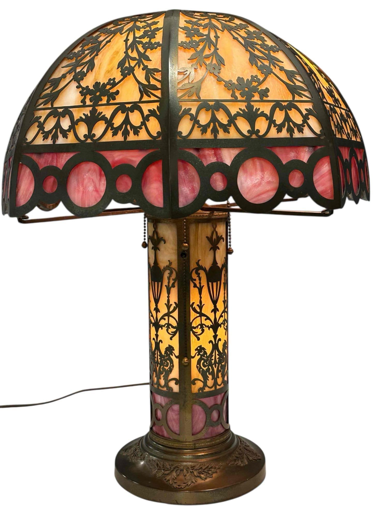 Bradley and Hubbard Slag Glass Closed Dome Table Lamp (1 of 20)