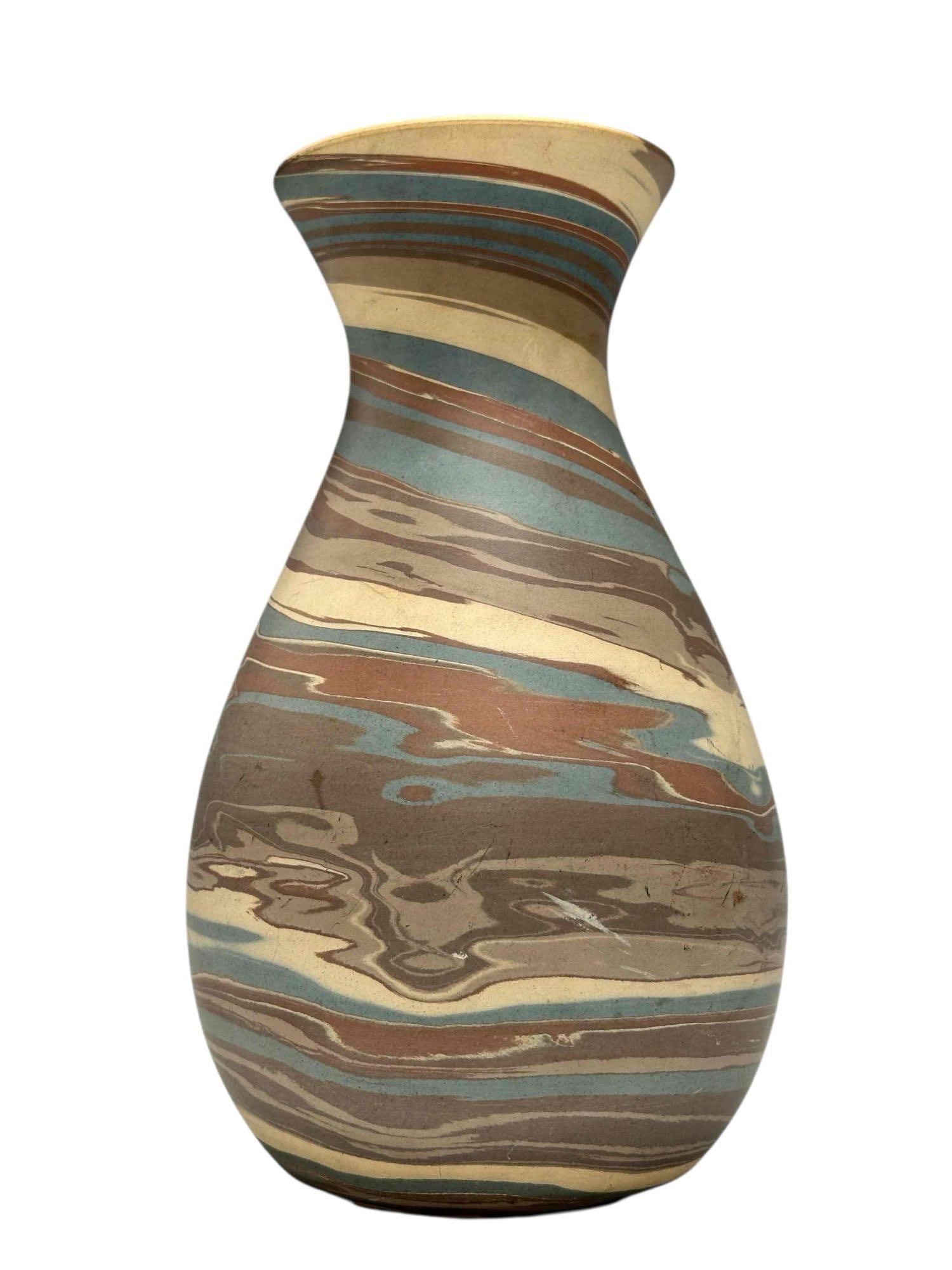 Niloak Mission Swirl Pottery Arts and Crafts Vase (1 of 15)