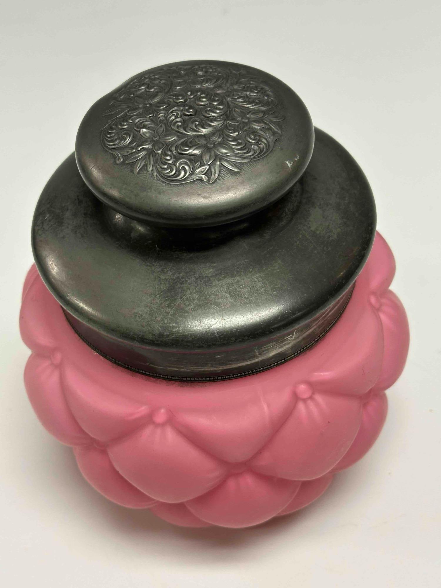 Victorian Pink Satin Quilted Glass Biscuit Jar - 5