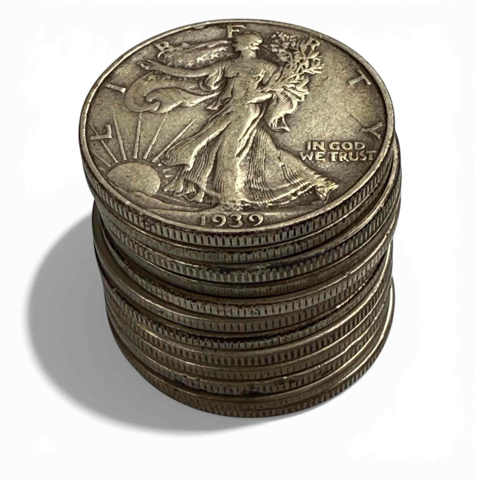 1928 to 1943 Standing Liberty Silver Quarters (12): 12 Standing Liberty silver quarters with dates ranging from 1928 to 1943. See photos for condition.