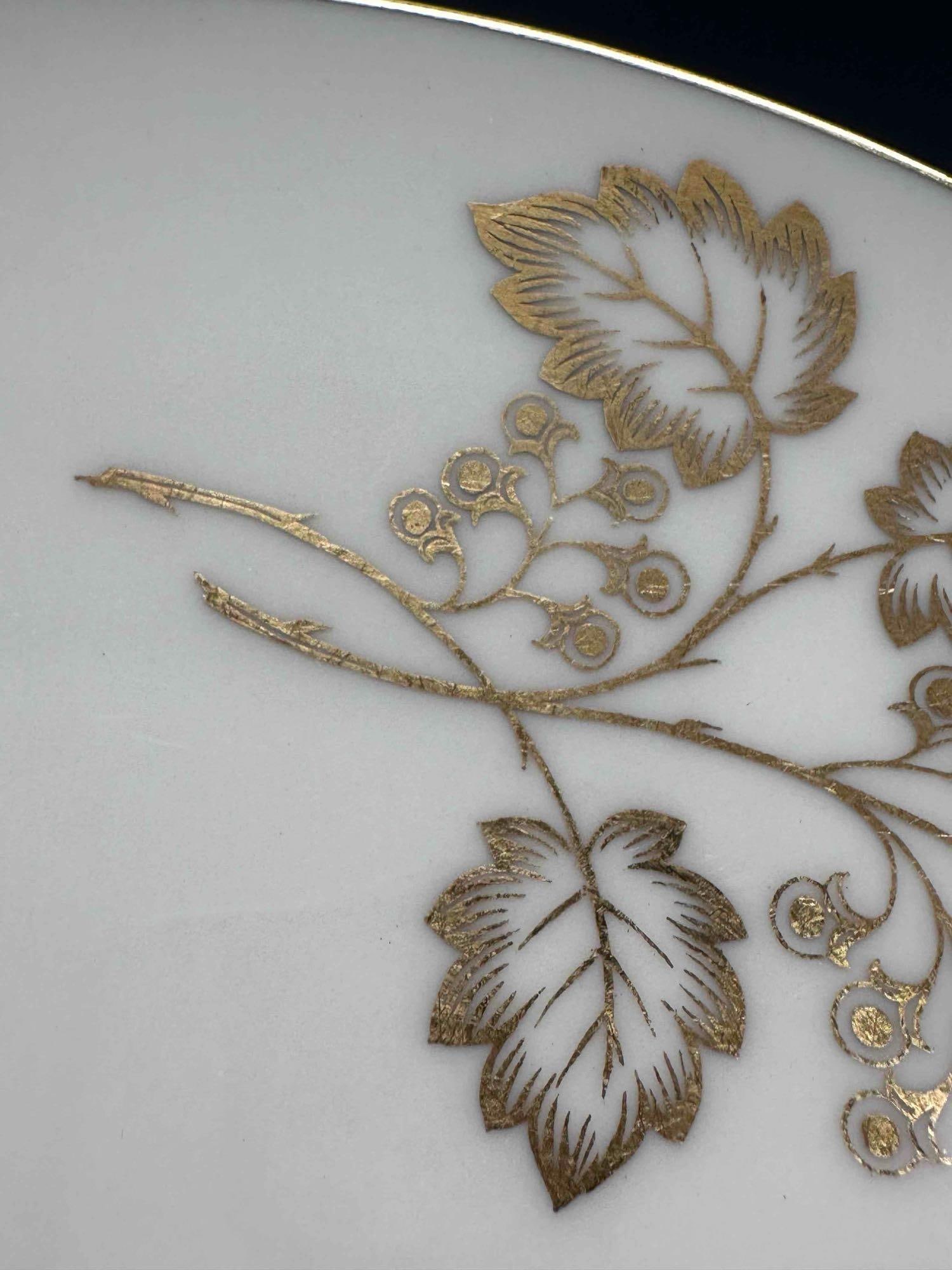 Lenox Celeste pattern dinner plate. - 19