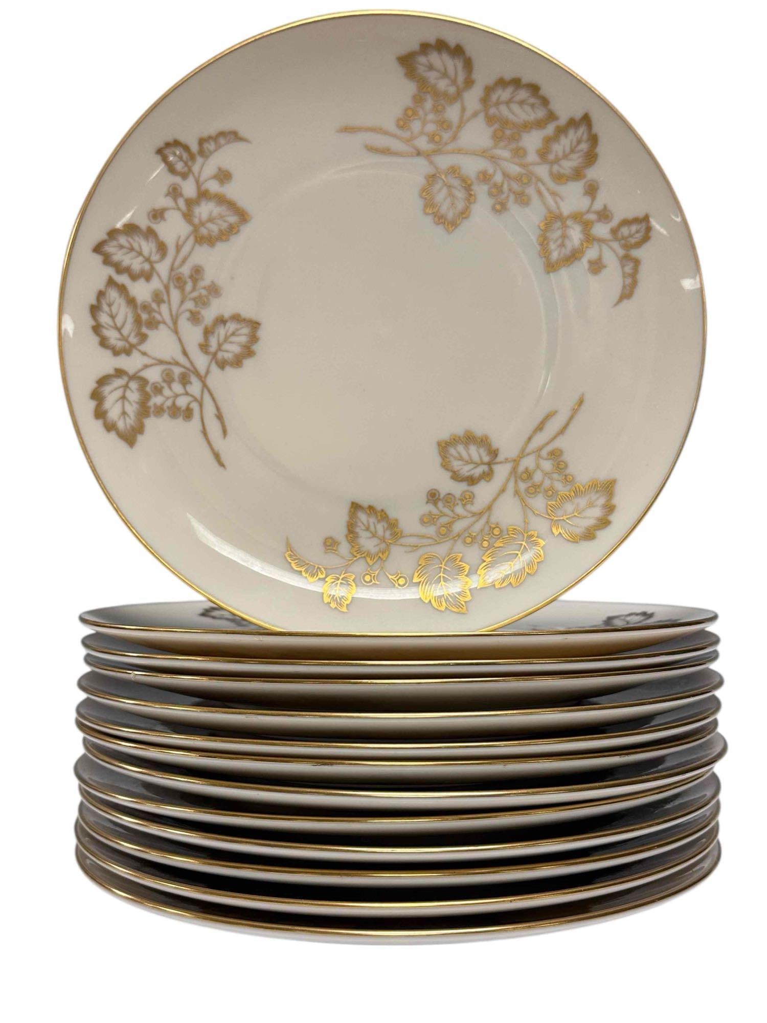 Lenox Celeste pattern dinner plate.: Lenox Celeste pattern dinner plate. The pattern features a gold rim and a design of brown/gold leaves and berries. The Celeste pattern (T-426). Lenox is an American manufacturing company known for its