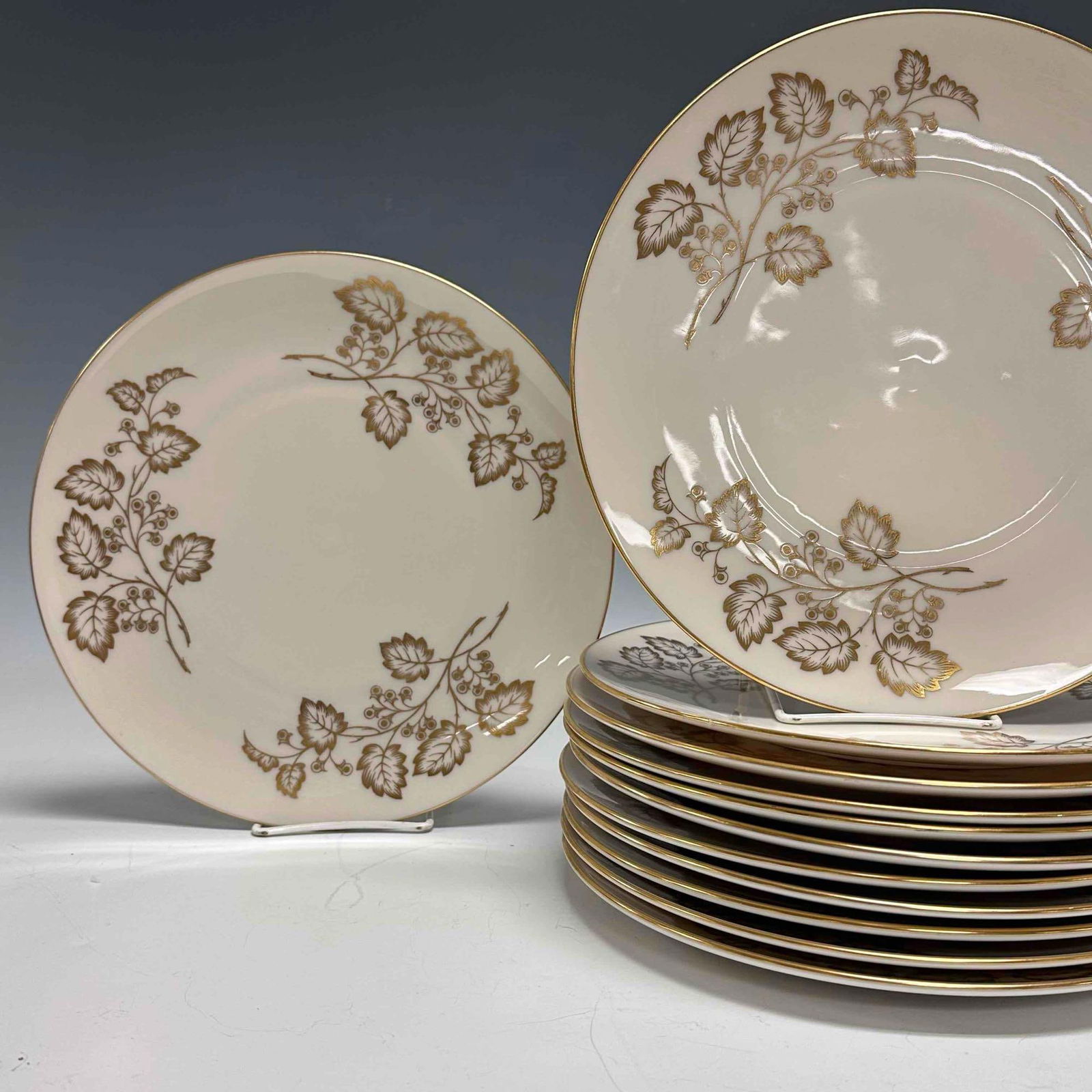 Lenox Celeste pattern dinner plate. - 4