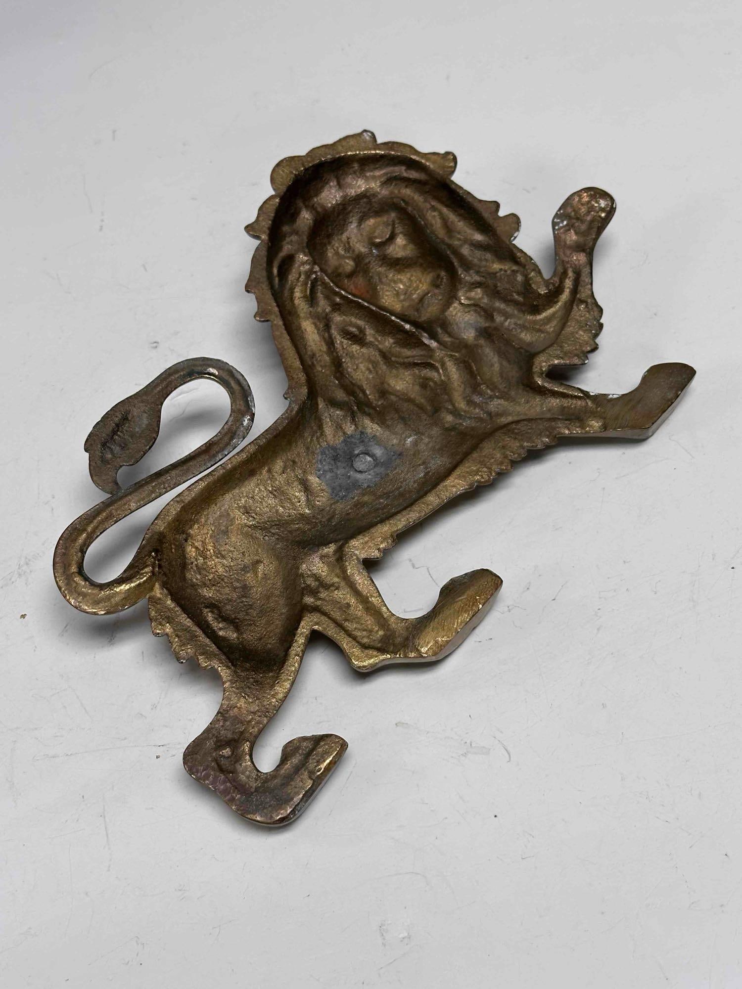 Brass Wall Mount Lion Figurine - 5