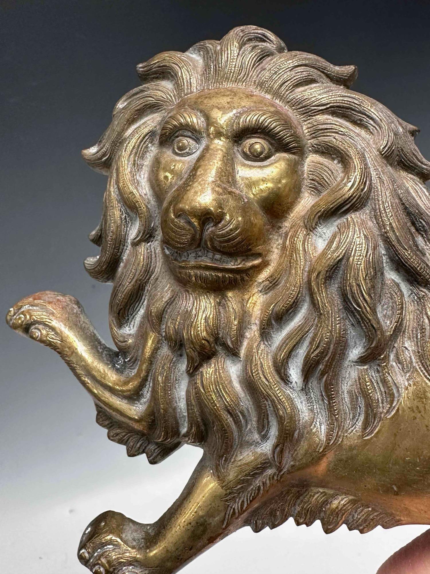 Brass Wall Mount Lion Figurine - 8